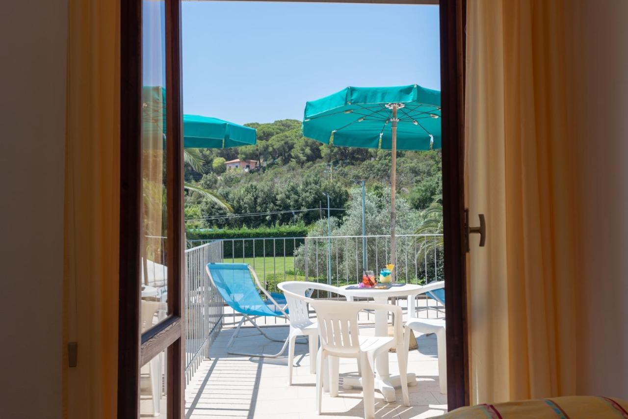 Hotel Le Acacie Capoliveri  Eksteriør billede